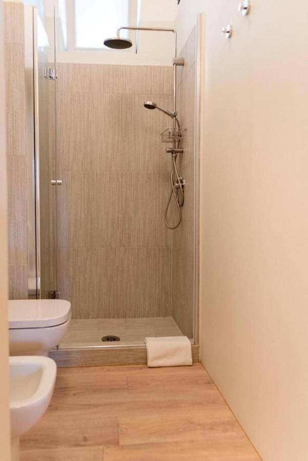 Ganze Wohnung, Two-Bedroom Apartment with Balcony and Garden View in Giovinazzo, Bari Provinz