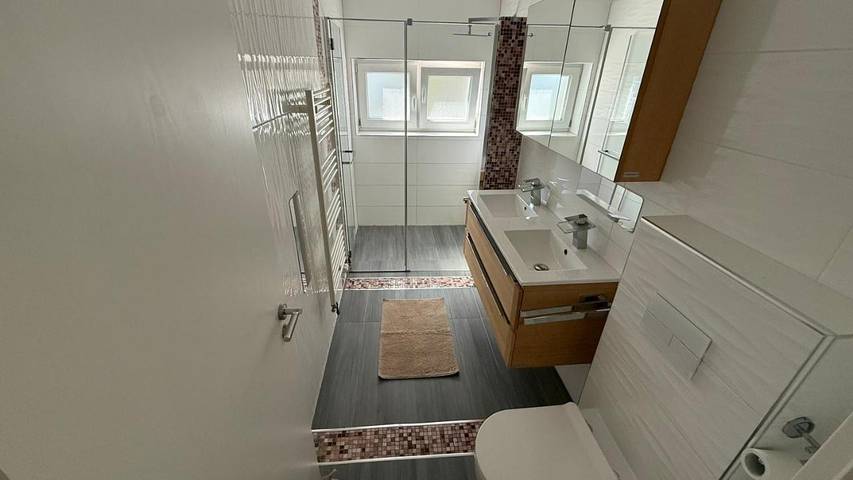 Ferienhaus für 11 Personen, mit Ausblick und Garten in Hannover Messe - 2