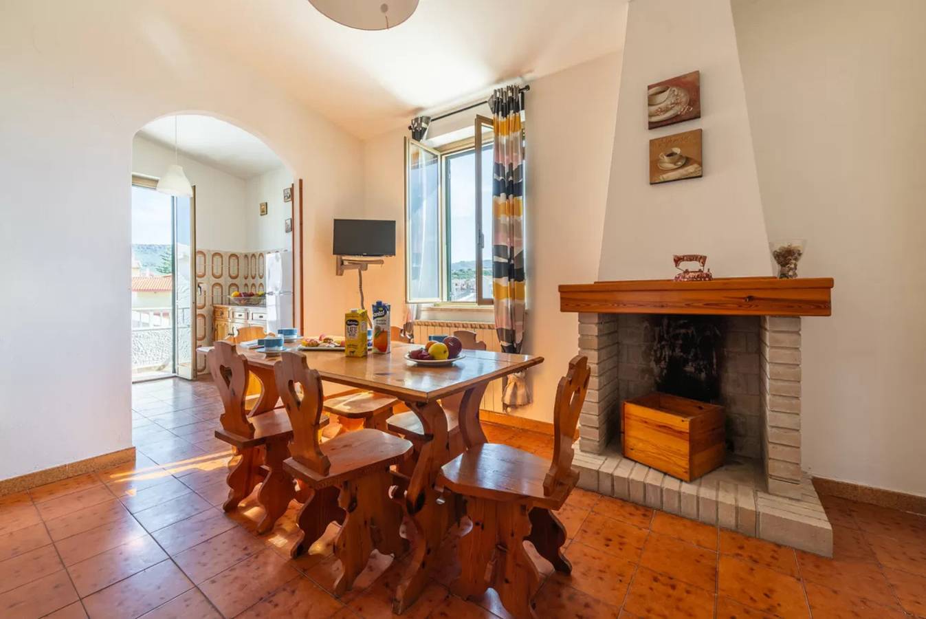 Ganze Wohnung, Entspannendes Ferienhaus 50 m vom Meer entfernt in Lu Bagnu, Castelsardo