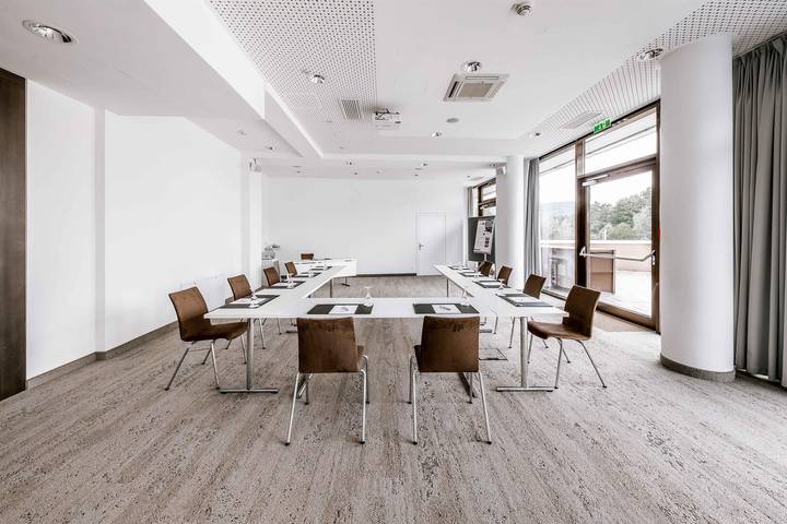 Hôtel pour 3 personnes, avec Terrasse et Jardin ainsi que Piscine et Sauna à Klagenfurt am Wörthersee - 3