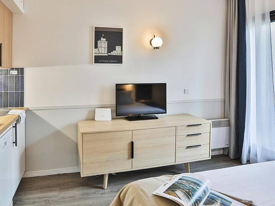 Pierre & Vacances Résidence Centre - Appartement 2 personnes - Studio 2 personnes - Rénové in La Rochelle, Région de La Rochelle