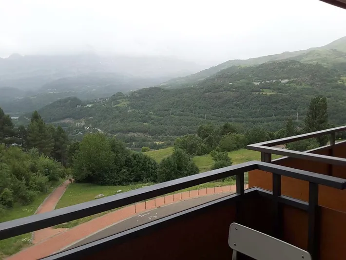 Apartamento de vacaciones para 8 personas, con vistas además de piscina y terraza - 1