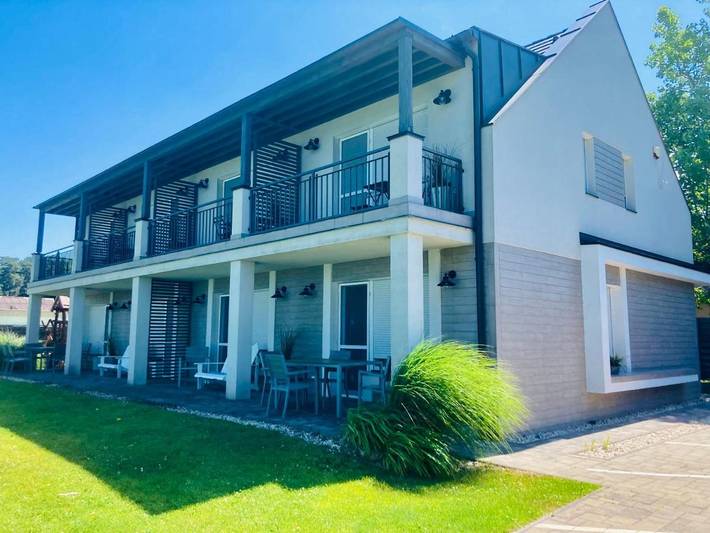 Ferienwohnung für 2 Personen, mit Ausblick und Terrasse sowie Garten und Seeblick, mit Haustier in Ungarn - 2