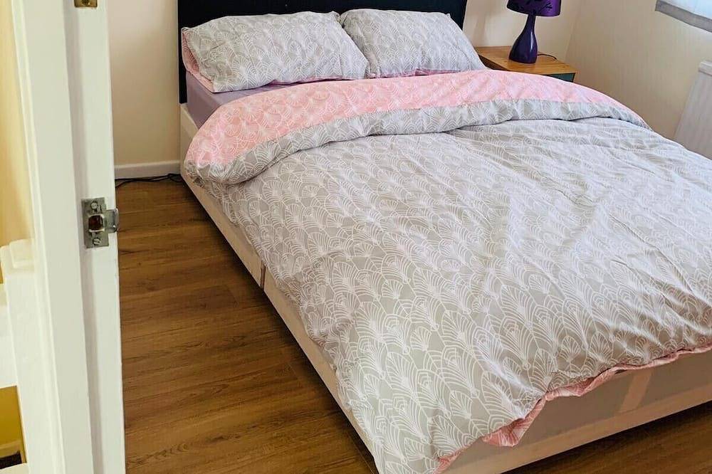 Whole 4 bedroom house for your comfort in Northampton, Northamptonshire