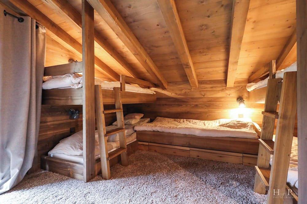 Magnifique chalet, Jacuzzi, vue Mont-Blanc, proche Megève in Combloux, Pays du Mont-Blanc