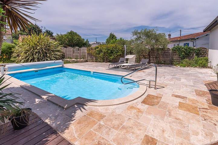 Location de vacances pour 7 personnes, avec jardin à Fargues-Saint-Hilaire - 4