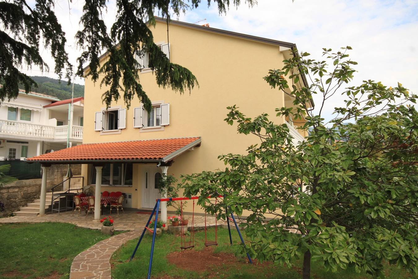 Entire apartment, One bedroom apartment with terrace and sea view Lovran, Opatija A-7838-c in Lovran, Opatija Riviera