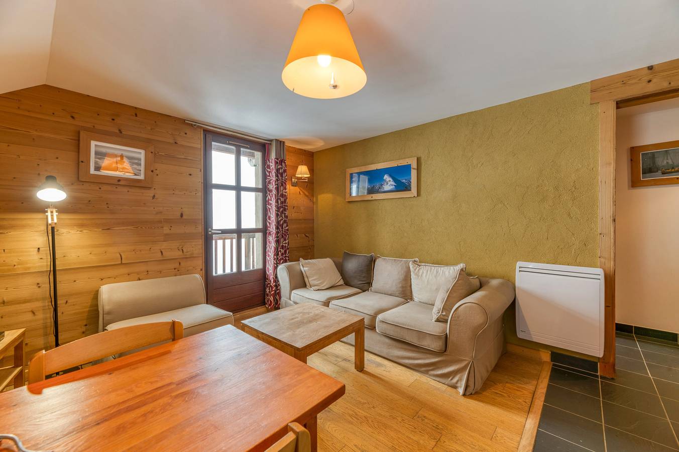 Geheel appartement, Appartement 'Regain 7' met Uitzicht op de Bergen en Balkon in Villard-Reculas, Écrins Nationaal Park