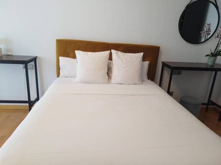 Apartamento para 4 personas, con vistas al lago además de jardín y vistas en Mislata