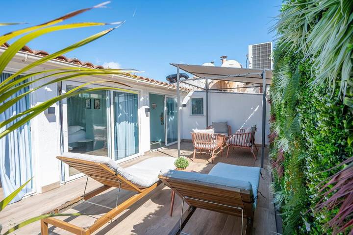 Location de vacances pour 5 personnes, avec terrasse dans Gare de Nice ville - 4