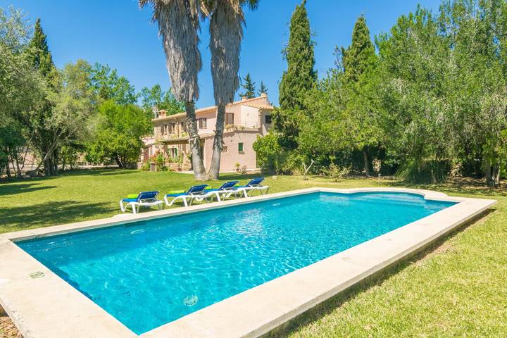 Luxus-Finca für 4 Personen, mit Terrasse in Pollença