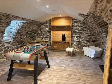 Gîte pour 6 personnes, avec jardin et vue à Aumessas