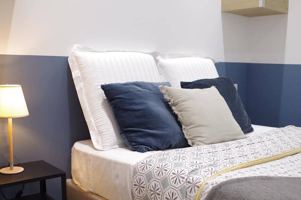 Entire apartment, Comfortable aparthotel with terrace in Tulette, Nyons region