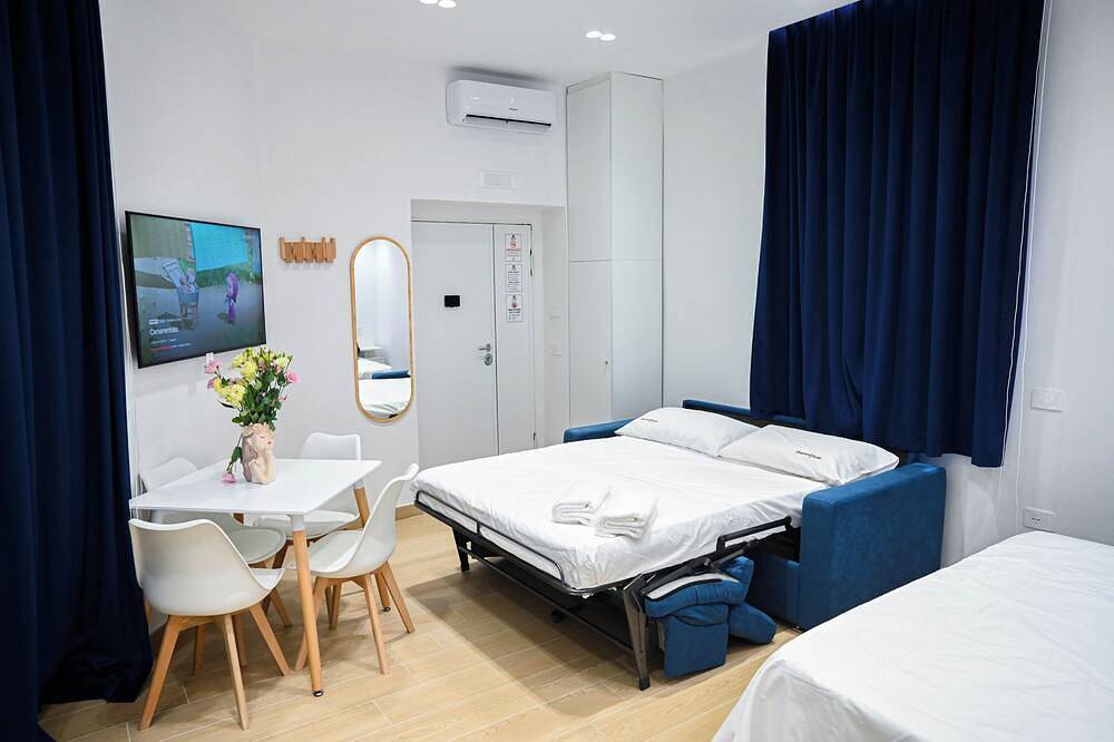 Appartement entier, A stylish and cozy studio apartment, equipped with all the amenities. in Torre del Greco, Parc national du Vésuve