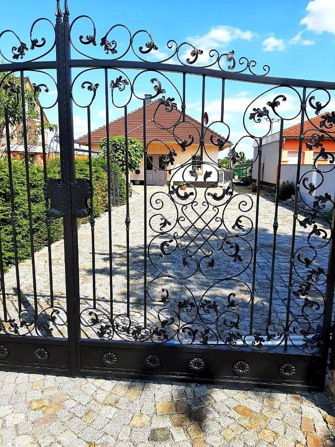 Villa für 8 Personen, mit Garten und Whirlpool sowie Pool und Sauna in Sachsen - 4