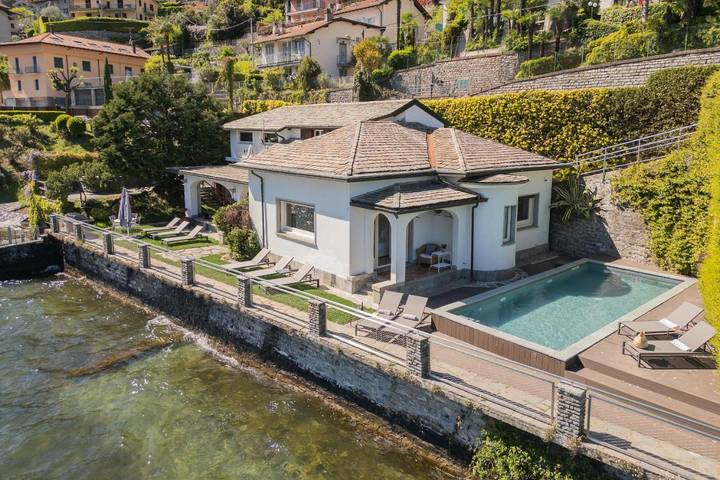 Ferienwohnung für 8 Personen, mit Pool und Whirlpool sowie Garten