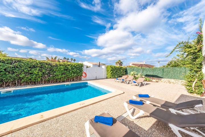 Villa pour 6 personnes, avec terrasse à Cala Blanca - 3