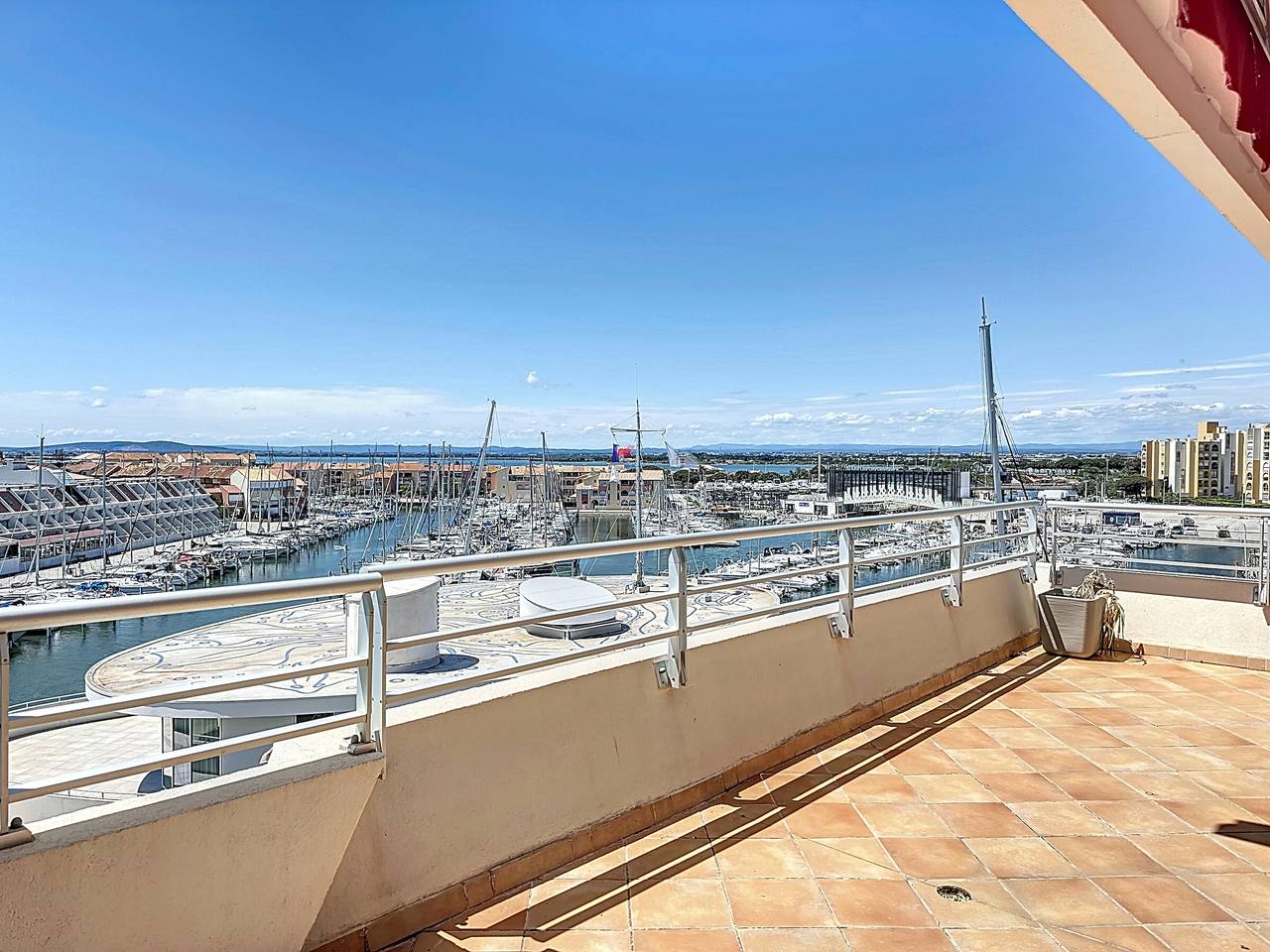 Apartamento entero, Apartamento T2 con Terraza, Aire Acondicionado y Parking in Carnon-Plage, Mauguio