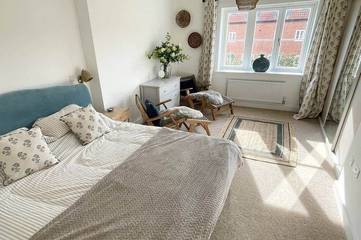Holiday Home for 8 People in Holt, Norfolk, Photo 1