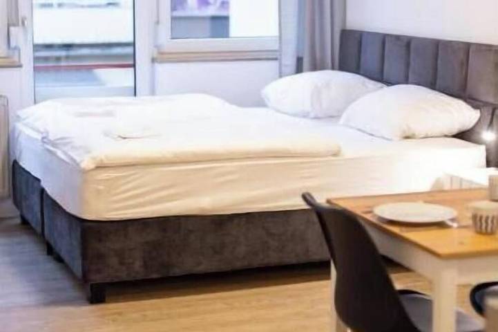 Appartement entier, Modernes Apartment in der Innenstadt - Studio Apartment in Würzburg, Région viticole de Franconie