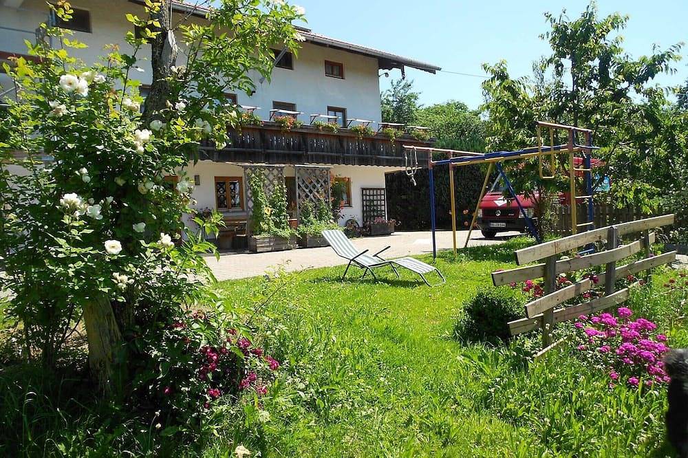Ganze Wohnung, Ferienwohnung Abendrot, 35 qm Erdgeschoss, 1 separates Schlafzimmer in Höslwang, Chiemsee