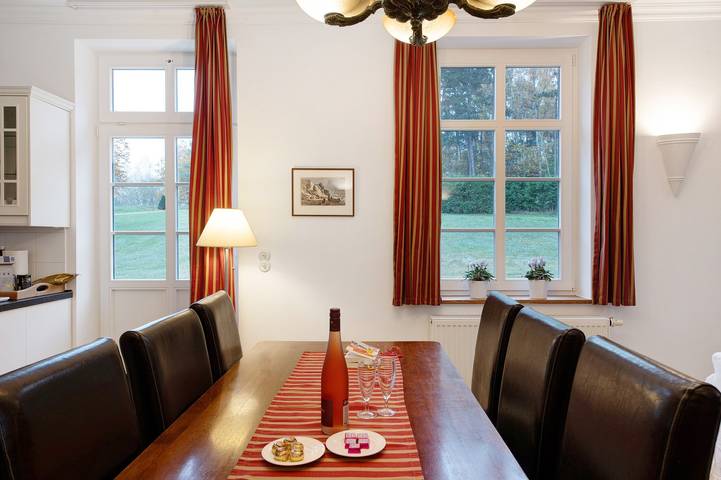 Ferienwohnung für 4 Personen, mit Garten und Sauna sowie Seeblick in Gingst