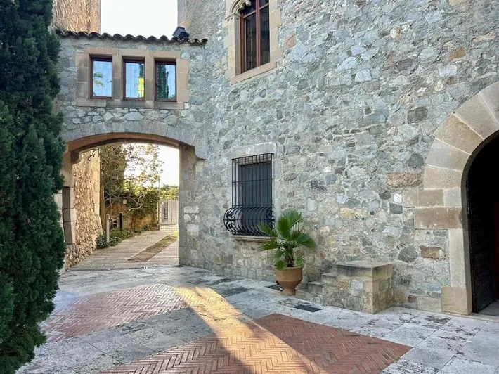 Chalet para 20 personas, con terraza y jardín además de piscina y vistas, Se admiten mascotas - 1