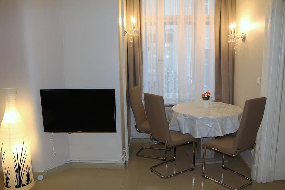Ganze Wohnung, 2 Room Apartment in Berlin in City West in Moabit Berlin, Berlin