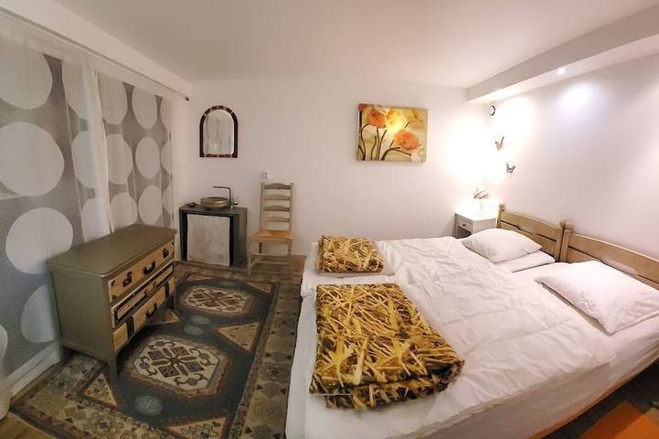 Gîte pour 7 personnes, avec jardin dans Seine-et-Marne - 2