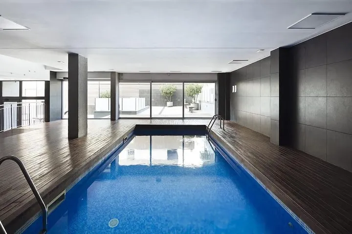 Ferienwohnung für 4 Personen, mit Pool und Balkon - 1