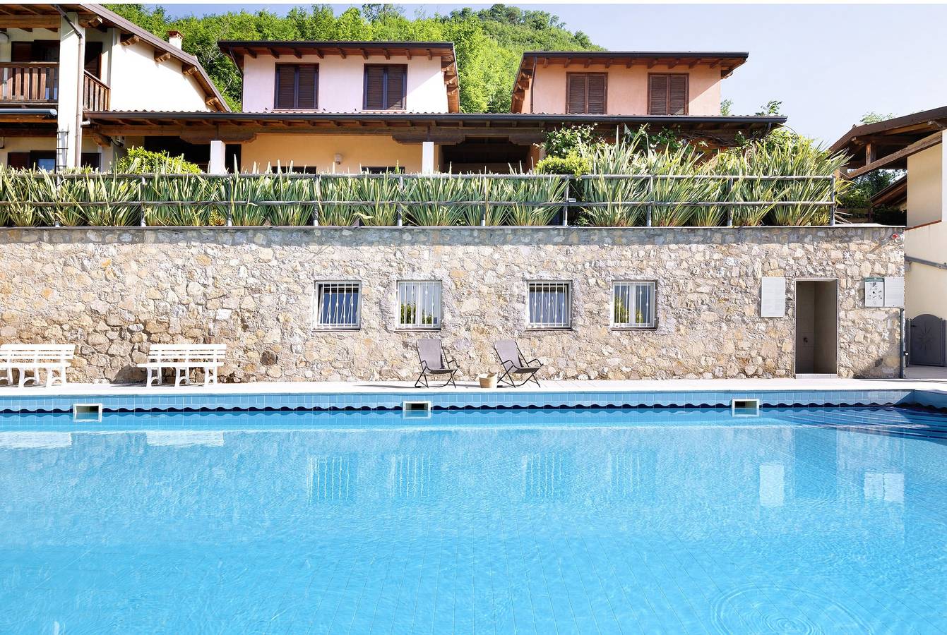 Ganze Wohnung, Ferienwohnung "Casa Lucy" mit Seeblick, Gemeinschaftspool und Wlan in Pregasio, Tremosine