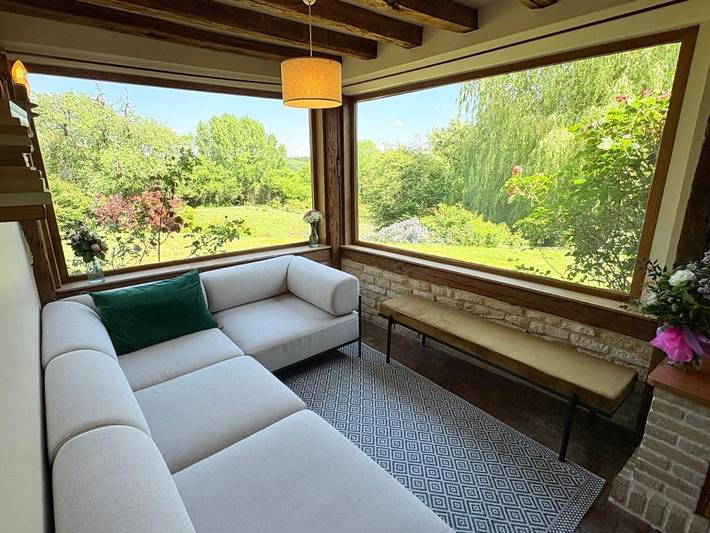Location de vacances pour 7 personnes, avec Terrasse ainsi que Jardin et Vue à Courtonne-la-Meurdrac