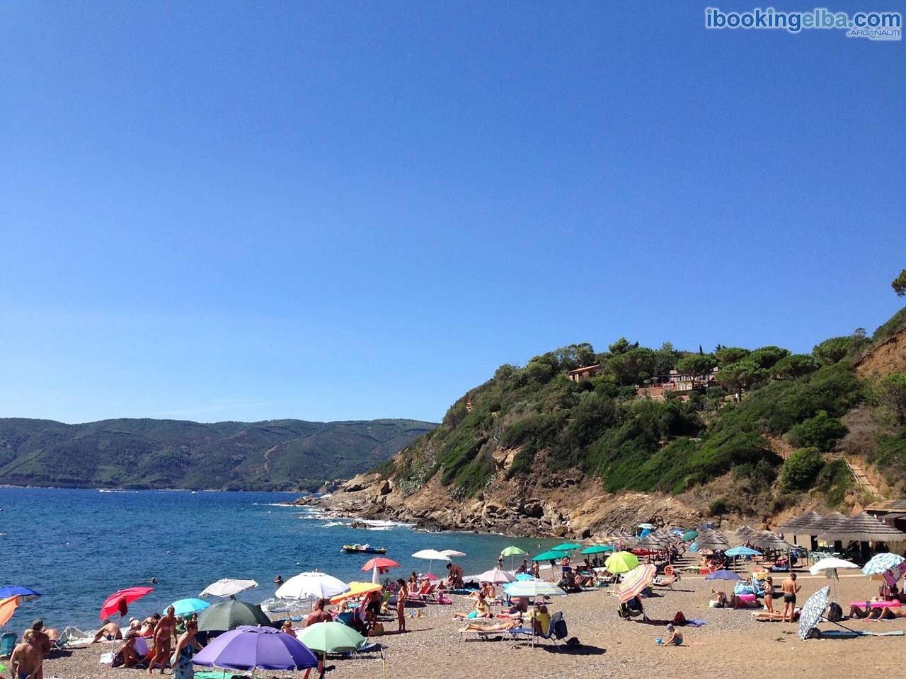 Ganze Ferienwohnung, Ferienwohnung für 5 Personen mit Terrasse in Porto Azzurro, Elba