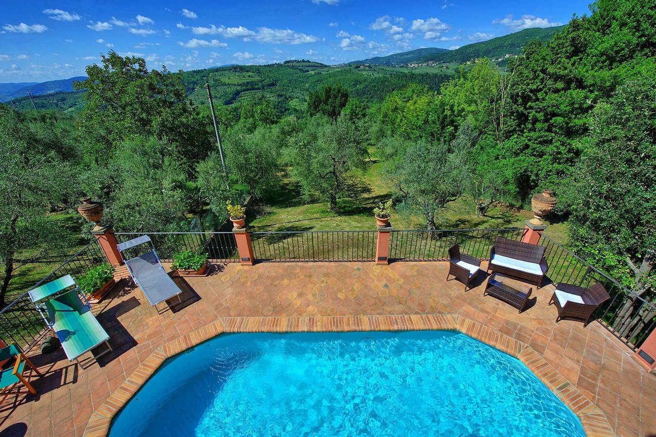 Villa für 6 Personen mit Balkon in Donnini, Reggello