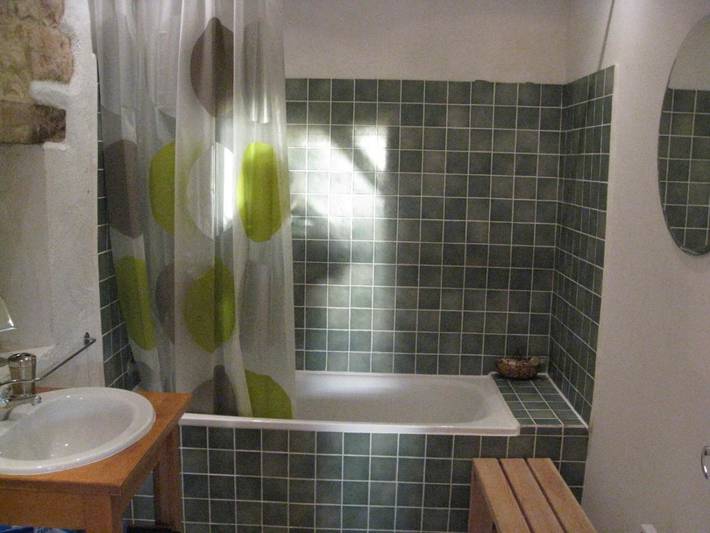 Location de vacances pour 4 personnes, avec jardin et piscine à Vanzay - 4