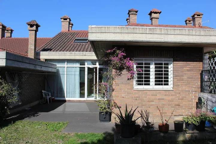 Ferienhaus für 8 Personen, mit Garten - 1