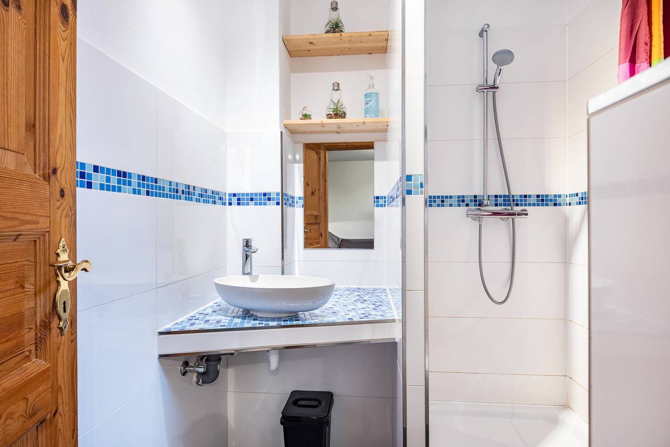 Ganze Wohnung, "Großzügige Wohnung in Ruhiger Lage" mit Privater Terrasse und Wlan in Bad Gandersheim, Harzvorland
