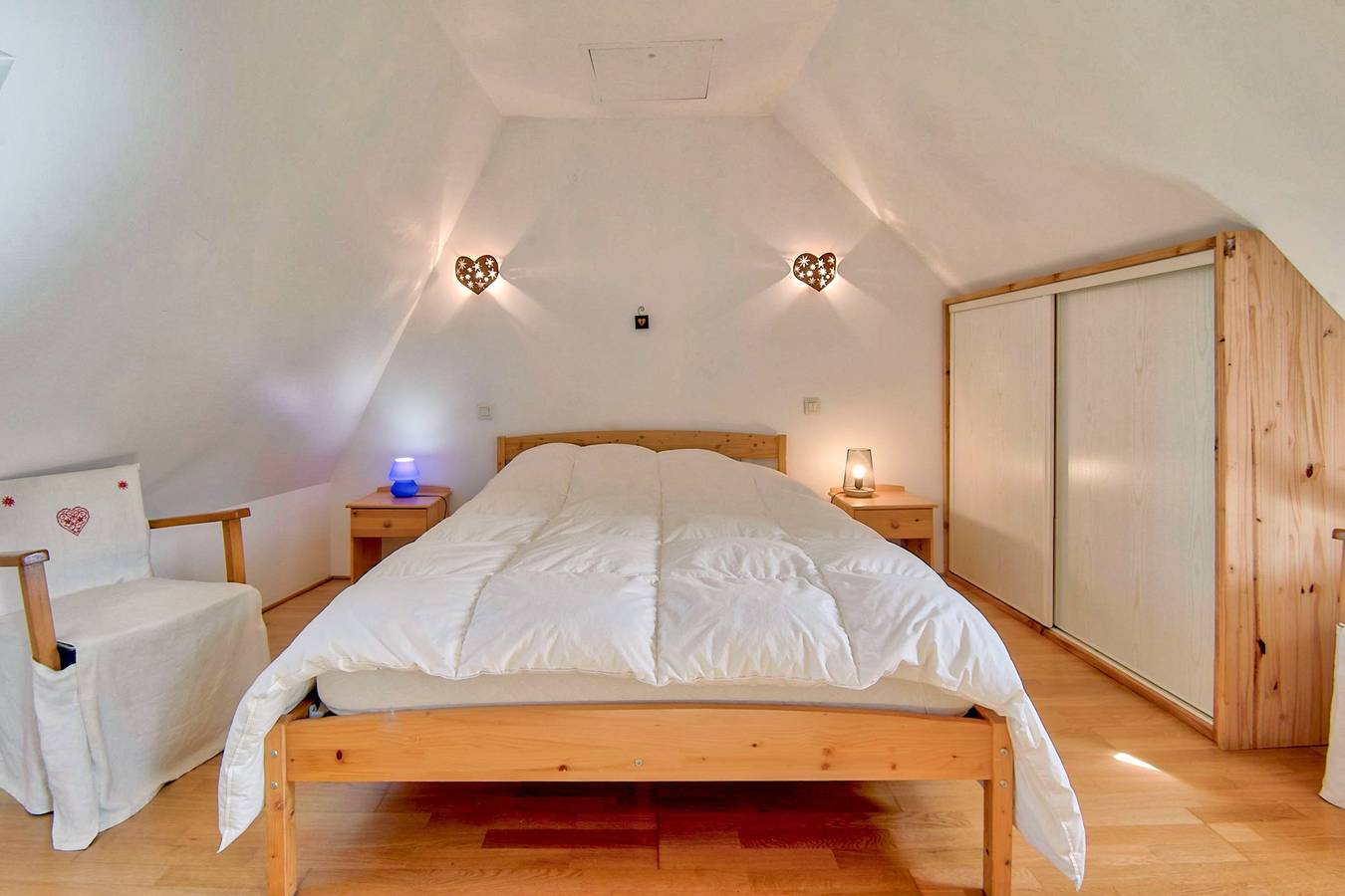 Typisches Haus mit atemberaubender Aussicht – 5 Min. von Saint-Lary entfernt in Sailhan, Französische Pyrenäen