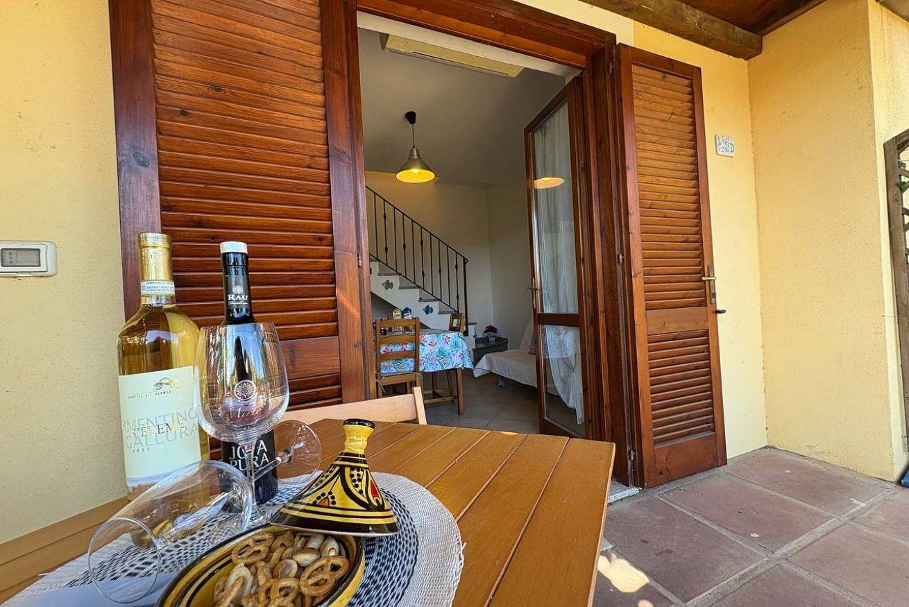 Apartamento entero, Casa Girasole  in Pirotto Li Frati, Cerdeña