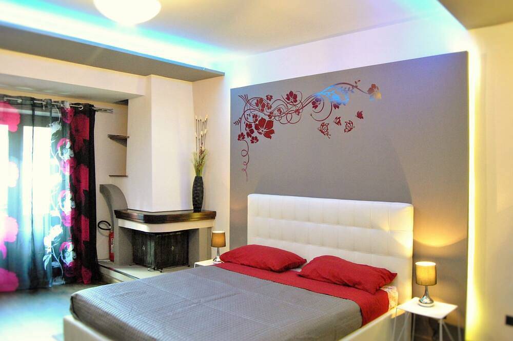Suite Deluxe con Jacuzzi e Sauna in Randazzo (Italia), Etna