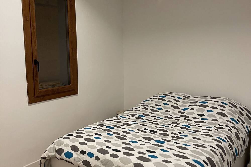 Maison de Charme in Montagnac, Côte d'Améthyste