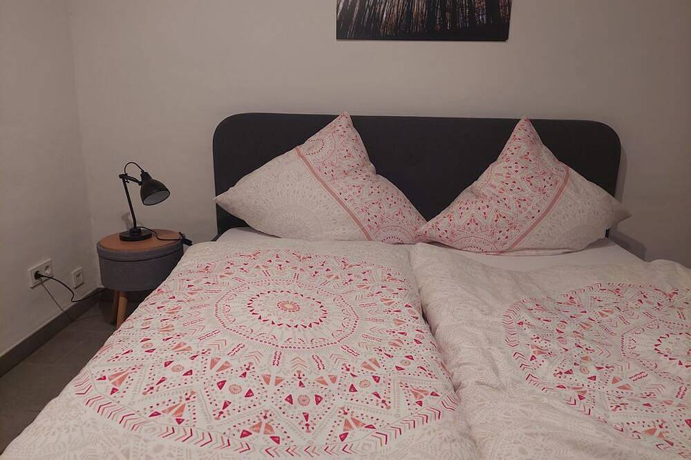 Ganze Wohnung, Ferienwohnung Holiday Prümtal - 4-Bett-Ferienwohnung Dusche/Wc in Waxweiler, Eifelkreis Bitburg-Prüm