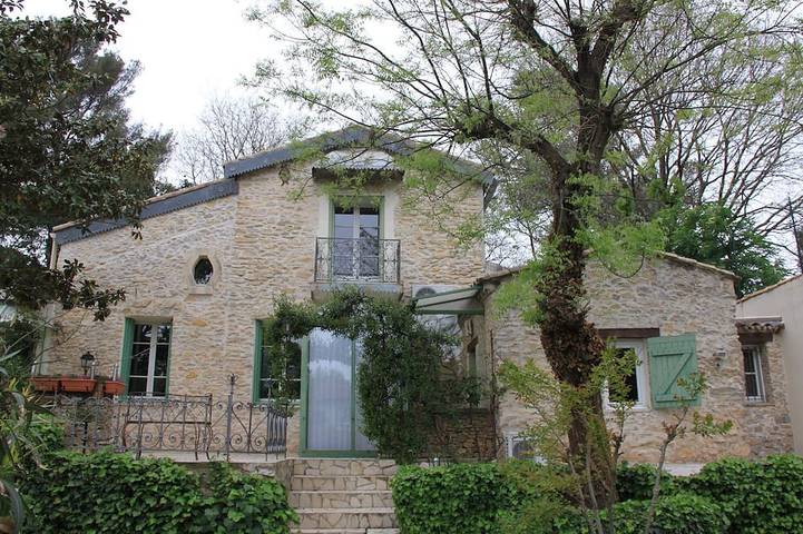 Maison de vacances pour 5 personnes, avec jardin et terrasse à Nîmes