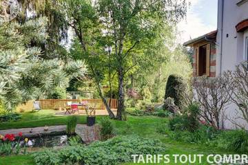 Gîte pour 2 personnes, avec jardin à Andrézieux-Bouthéon