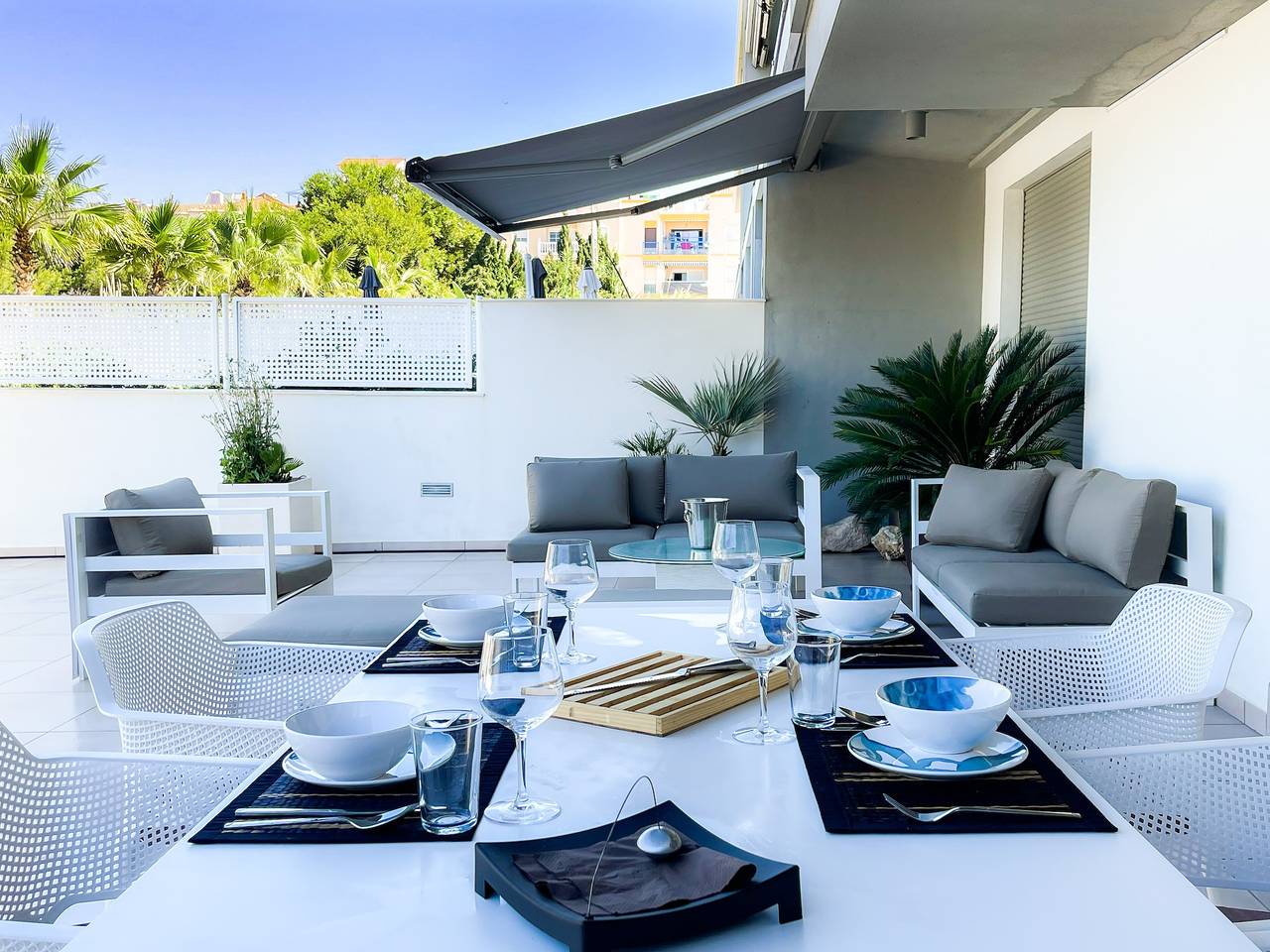 Ganze Wohnung, Apartment „Panorama Iii“ nahe dem Strand mit Pool in Torrox Costa, Torrox
