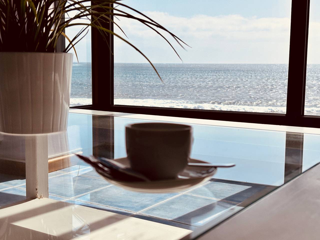 Entire apartment, Click&Guest - Radiant Home with Sea Views in Arinaga, Agüimes