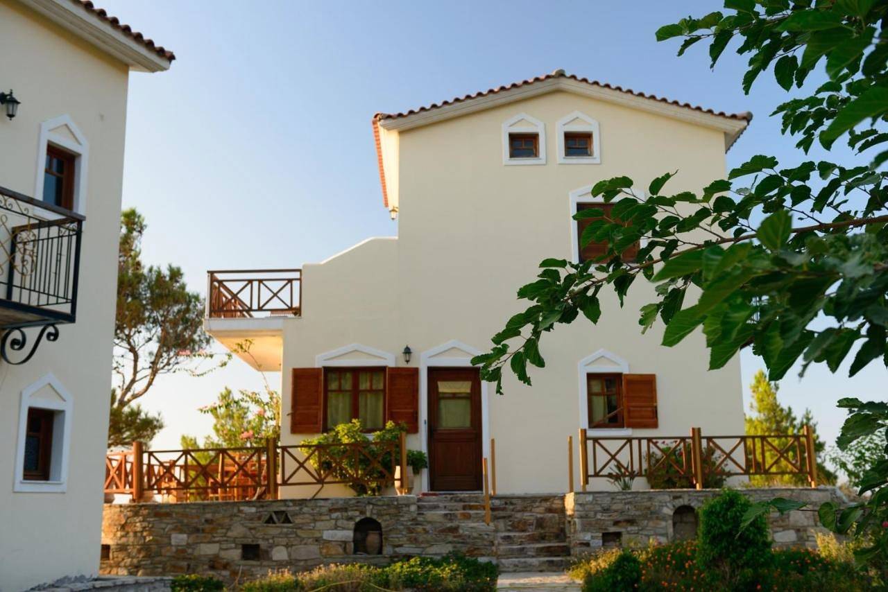 Irida in Ikaria