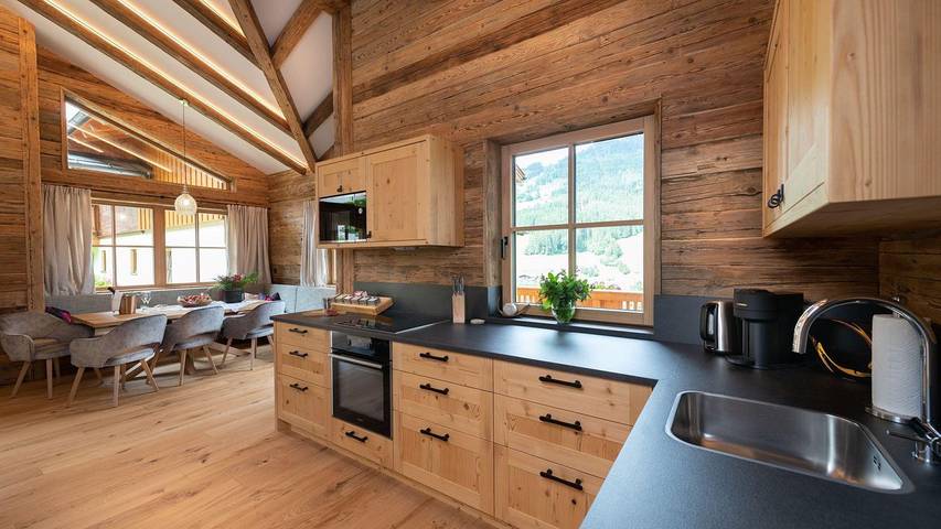 Hütte für 9 Personen, mit Balkon und Pool sowie Sauna und Garten in Großarl - 4