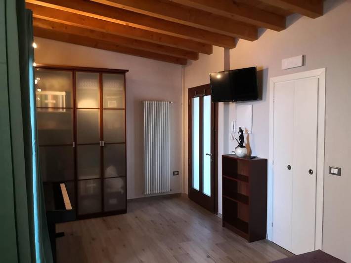 Ferienhaus für 3 Personen, mit Seeblick und Garten sowie Balkon in Gardasee-Lombardei - 4