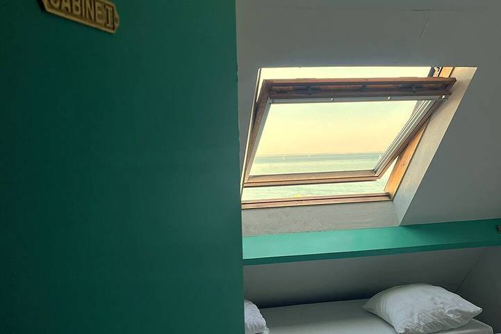 Gîte pour 10 personnes, avec balcon dans Plage Du Porigo - 4